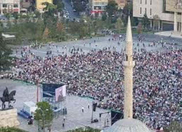 Ιμάμης Τιράνων: Ο Γκιέργκι Καστριότι ήταν ένας αιρετικός και μισθοφόρος